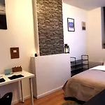Reims - Idéal Pour Pro En Déplacement *wifi Rapide *vue Panoramique *parking Facile Apartamento