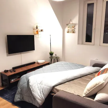 Reims - Ideal Pour Pro En Deplacement *wifi Rapide *vue Panoramique *parking Facile