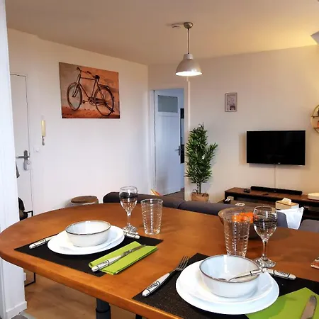 Reims - Ideal Pour Pro En Deplacement *wifi Rapide *vue Panoramique *parking Facile