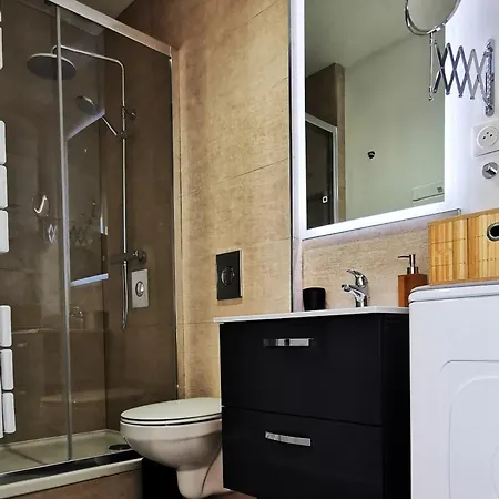 Apartment Reims - Ideal Pour Pro En Deplacement *wifi Rapide *vue Panoramique *parking Facile