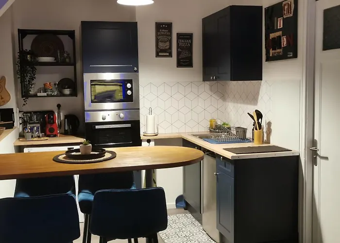 Reims - Idéal Pour Pro En Déplacement *wifi Rapide *vue Panoramique *parking Facile Appartement *