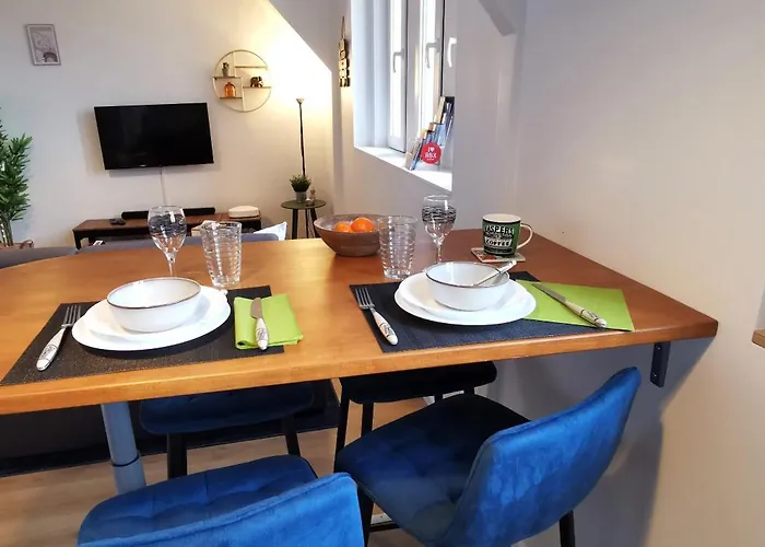 Appartement Reims - Idéal Pour Pro En Déplacement *wifi Rapide *vue Panoramique *parking Facile *