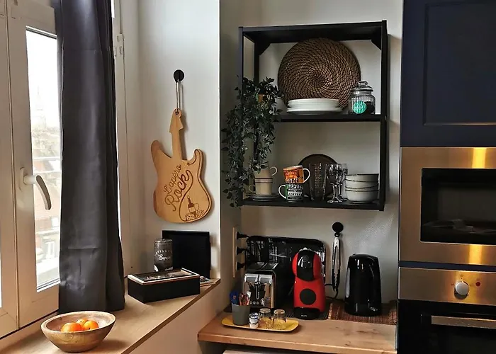 Appartement Reims - Idéal Pour Pro En Déplacement *wifi Rapide *vue Panoramique *parking Facile Roubaix