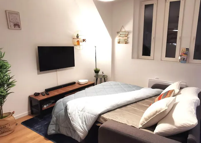 Reims - Idéal Pour Pro En Déplacement *wifi Rapide *vue Panoramique *parking Facile