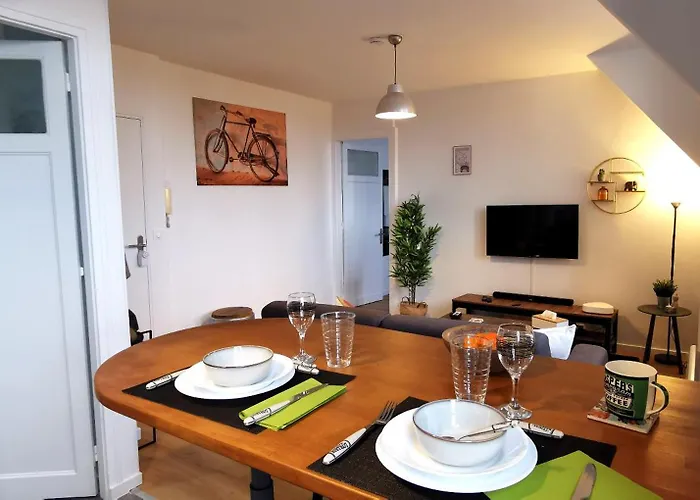 Reims - Idéal Pour Pro En Déplacement *wifi Rapide *vue Panoramique *parking Facile