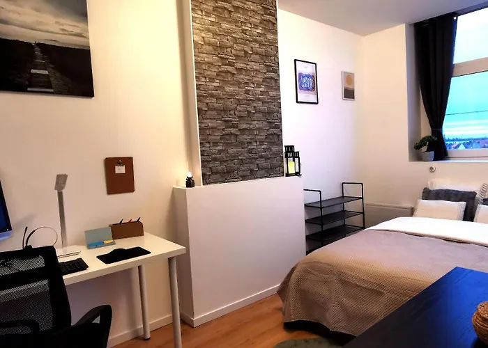 Reims - Idéal Pour Pro En Déplacement *wifi Rapide *vue Panoramique *parking Facile Appartement