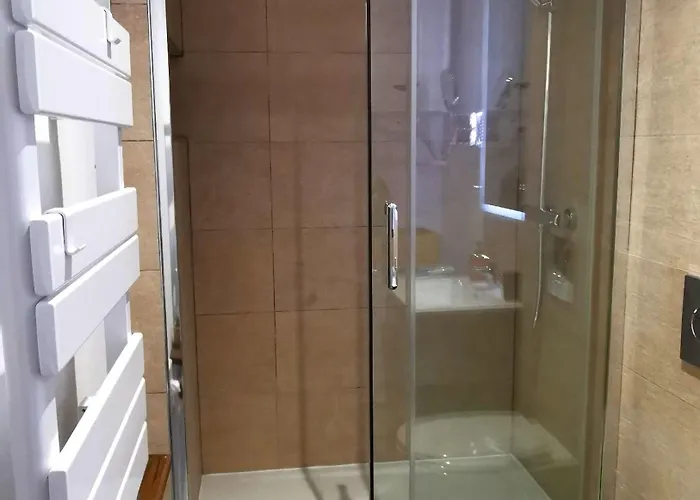 Reims - Idéal Pour Pro En Déplacement *wifi Rapide *vue Panoramique *parking Facile * Roubaix